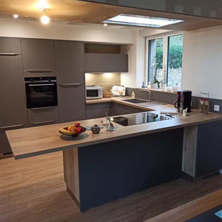 Cuisine et Dressing  –  aménagement sur mesure